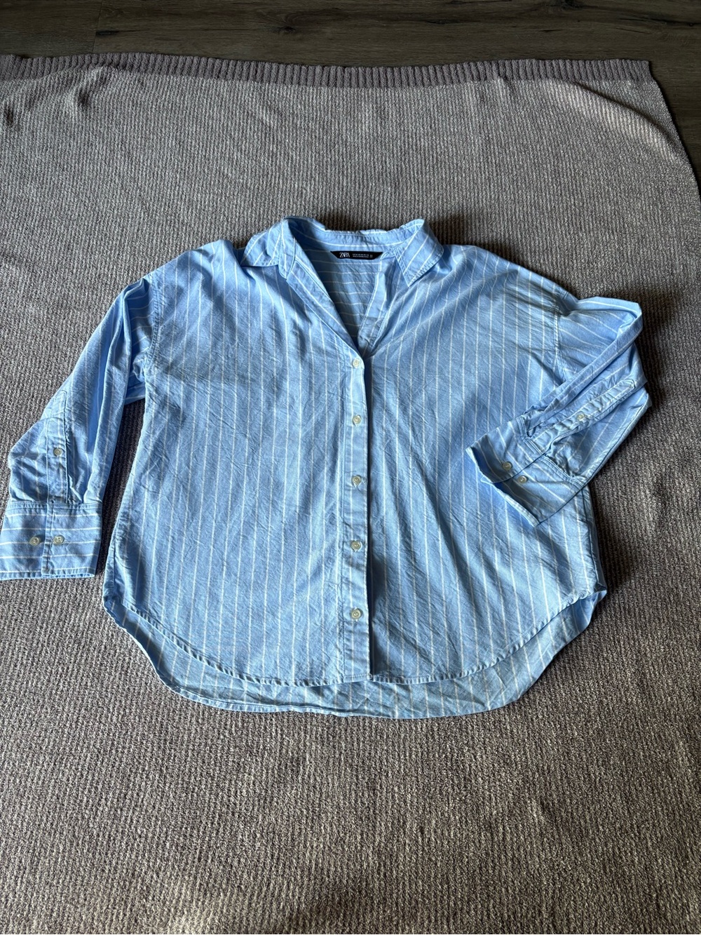 Zara Light Blue and White Striped Button-Down Shirt